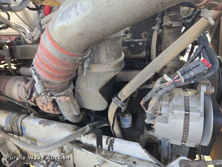 image for item ES2657 2003 Kenworth W900 ready mix truck