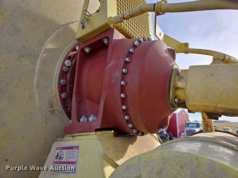 image for item ES2658 2004 Kenworth W900 ready mix truck