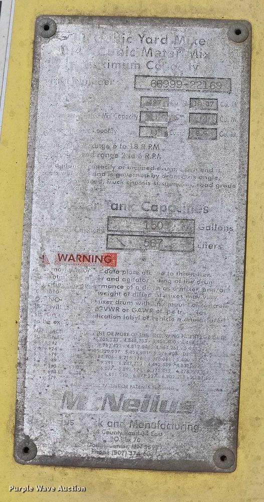 image for item ES2658 2004 Kenworth W900 ready mix truck