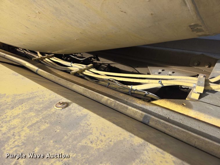 image for item ES2658 2004 Kenworth W900 ready mix truck