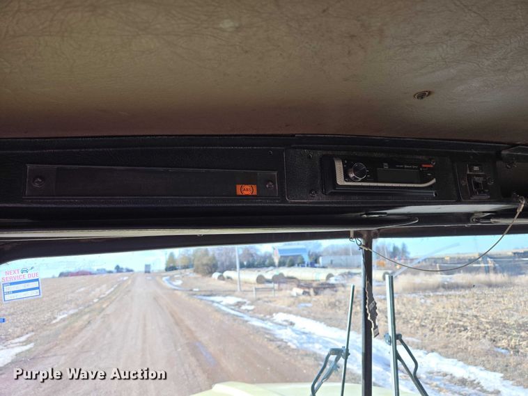 image for item ES2658 2004 Kenworth W900 ready mix truck