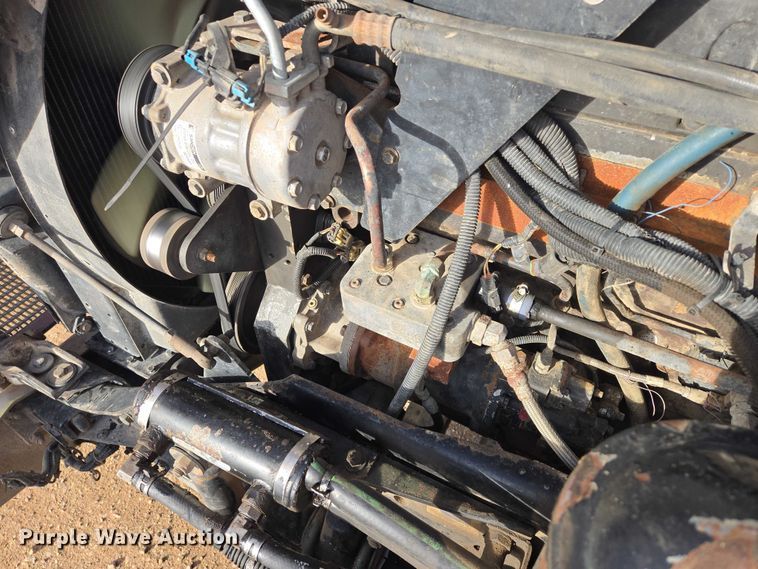 image for item ES2658 2004 Kenworth W900 ready mix truck