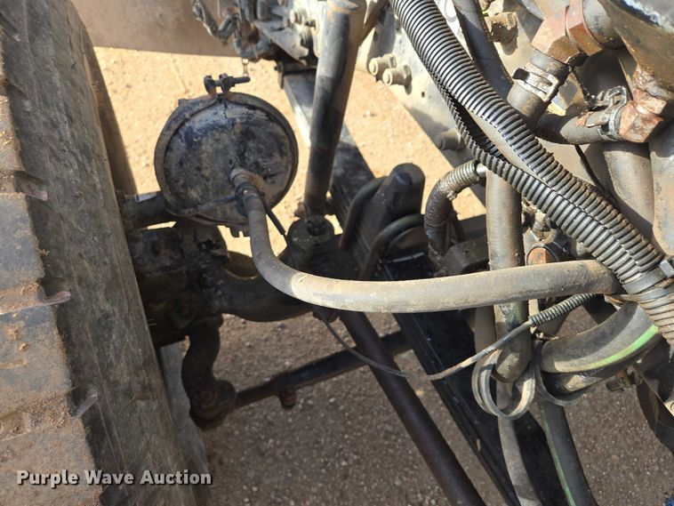 image for item ES2658 2004 Kenworth W900 ready mix truck