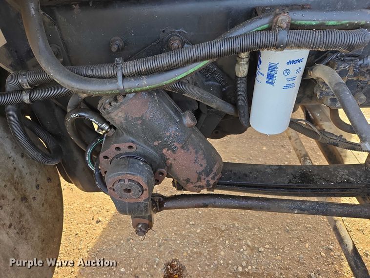 image for item ES2658 2004 Kenworth W900 ready mix truck