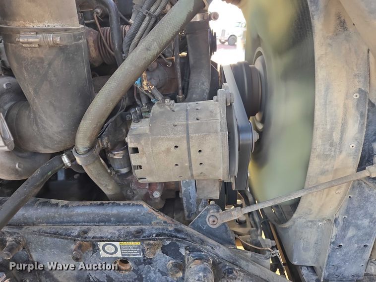 image for item ES2658 2004 Kenworth W900 ready mix truck