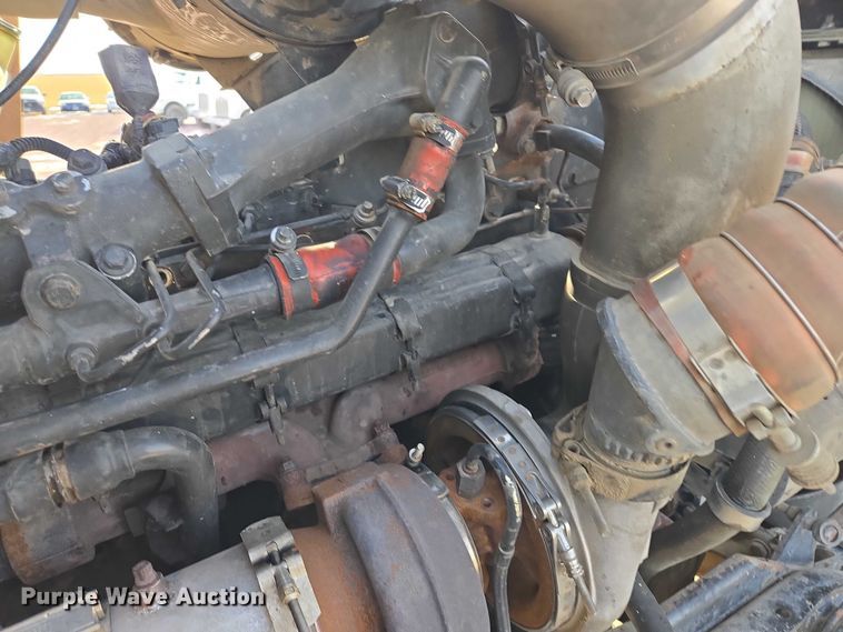 image for item ES2658 2004 Kenworth W900 ready mix truck