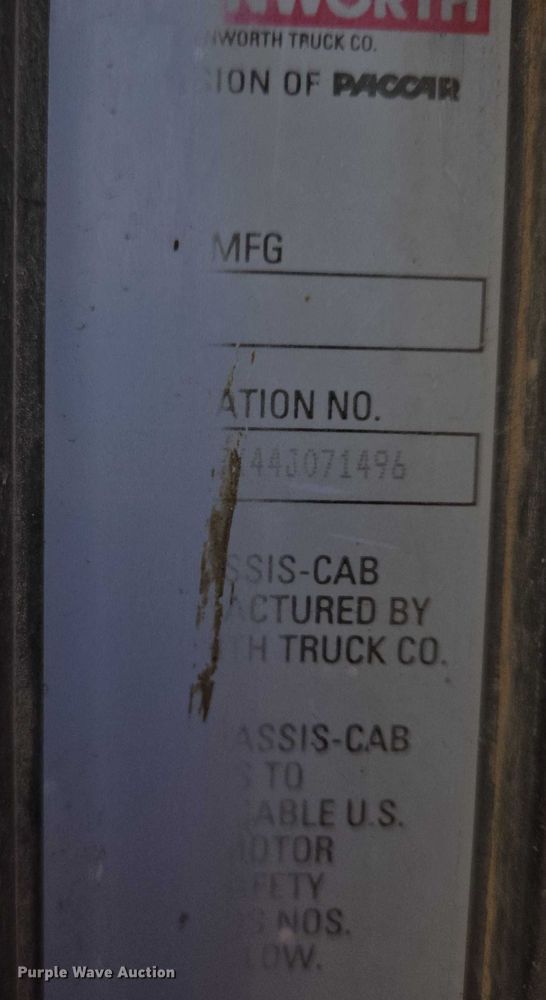 image for item ES2658 2004 Kenworth W900 ready mix truck