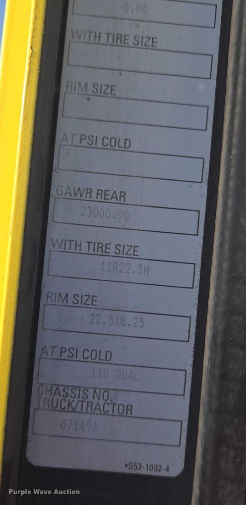 image for item ES2658 2004 Kenworth W900 ready mix truck