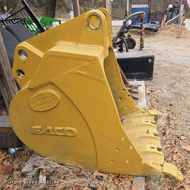 image for item ET5454 ESCO/JCB (2) excavator buckets