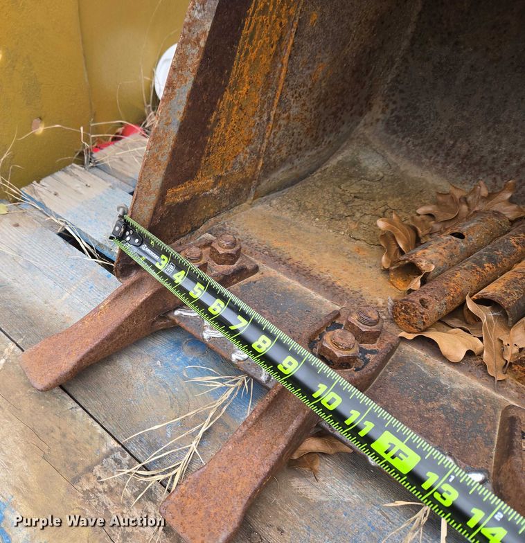 image for item ET5454 ESCO/JCB (2) excavator buckets