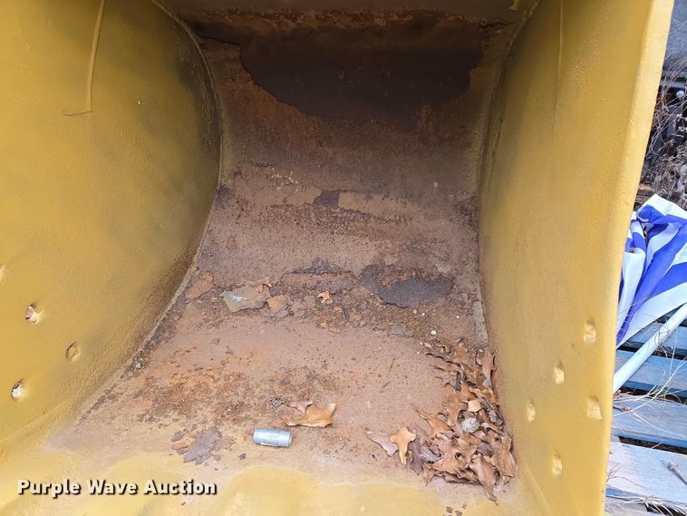 image for item ET5454 ESCO/JCB (2) excavator buckets