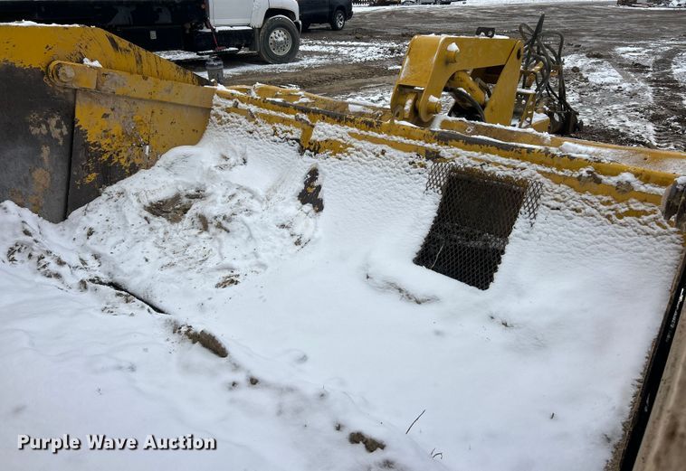 image for item ET6748 Icon 18D Earthmover scraper