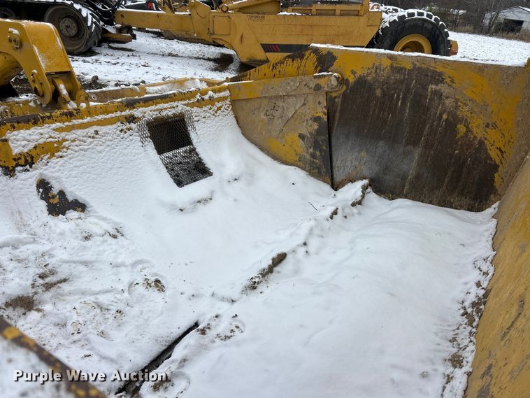 image for item ET6748 Icon 18D Earthmover scraper