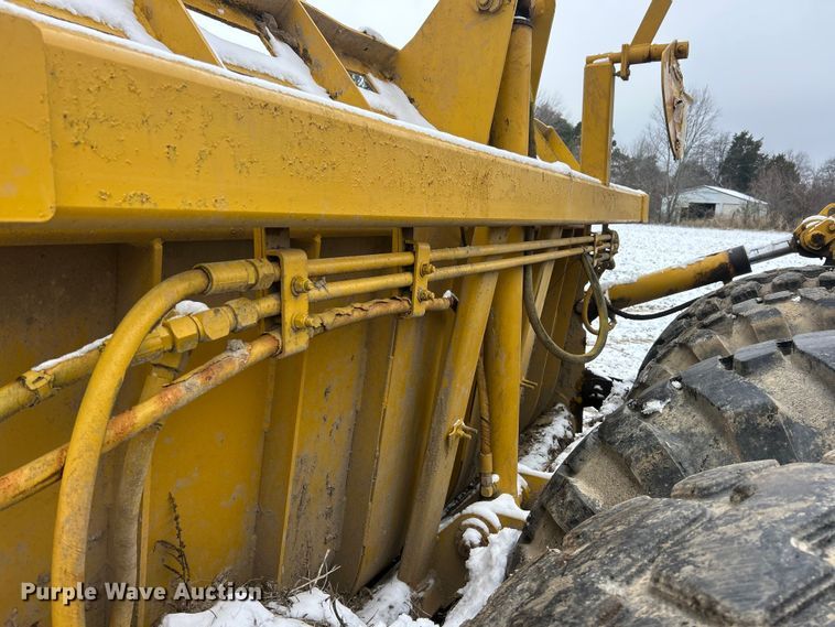 image for item ET6748 Icon 18D Earthmover scraper