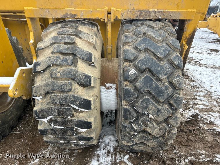 image for item ET6748 Icon 18D Earthmover scraper