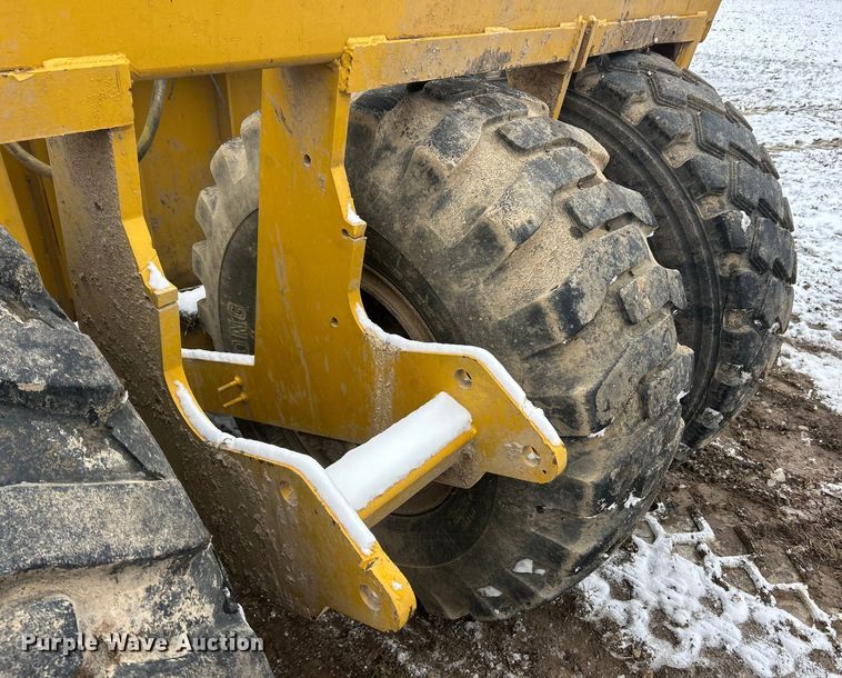 image for item ET6748 Icon 18D Earthmover scraper