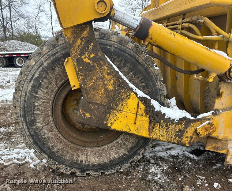 image for item ET6748 Icon 18D Earthmover scraper