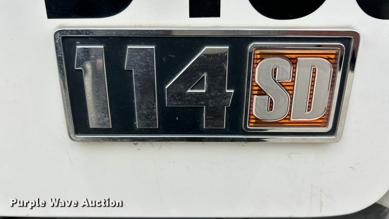 image for item ET6776 2017 Freightliner 114SD dump truck