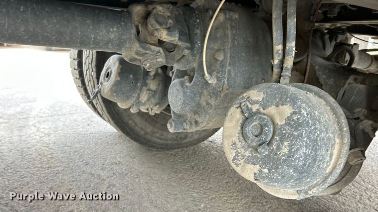 image for item ET6776 2017 Freightliner 114SD dump truck