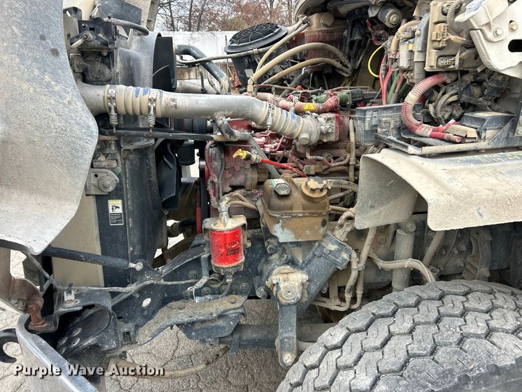 image for item ET6776 2017 Freightliner 114SD dump truck