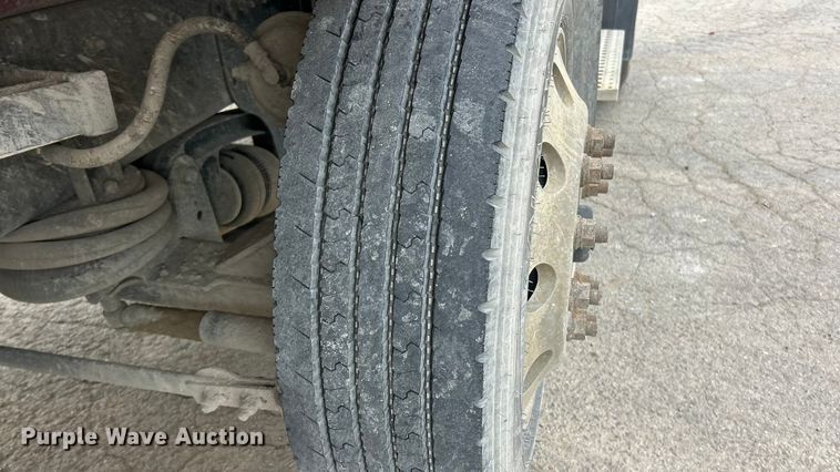 image for item ET6776 2017 Freightliner 114SD dump truck