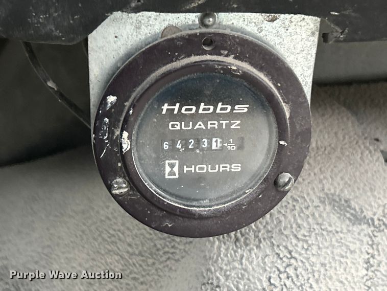 image for item ET6777 2003 Ford F650 Super Duty flatbed truck