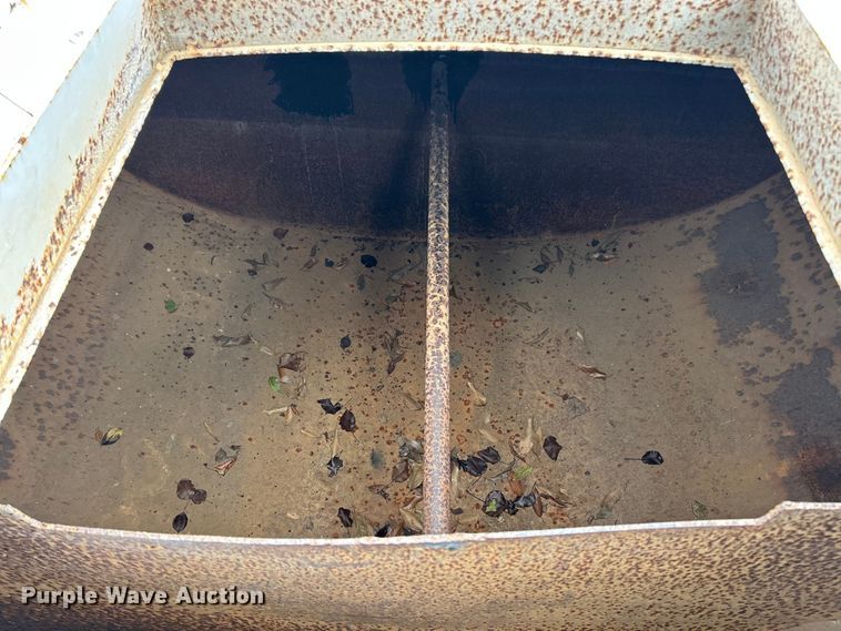 image for item ET6778 2005 Freightliner M2 water truck