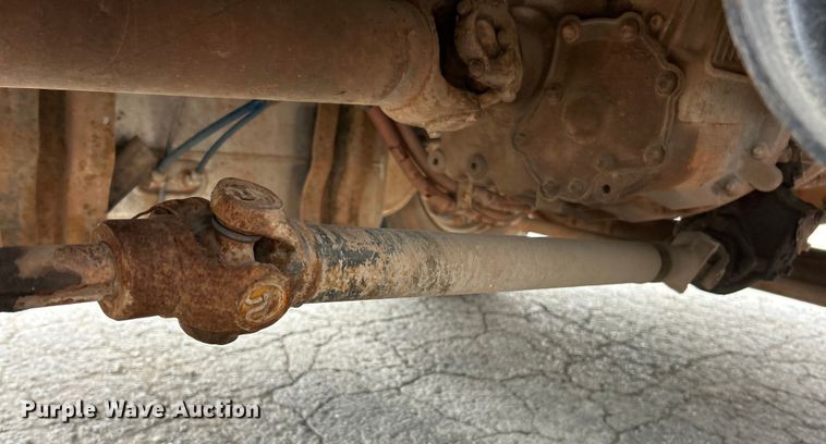 image for item ET6778 2005 Freightliner M2 water truck