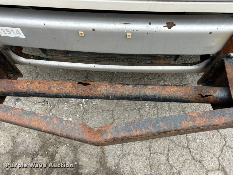 image for item ET6778 2005 Freightliner M2 water truck