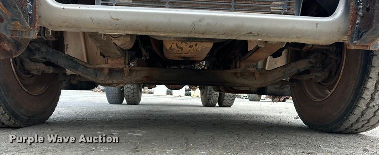 image for item ET6778 2005 Freightliner M2 water truck