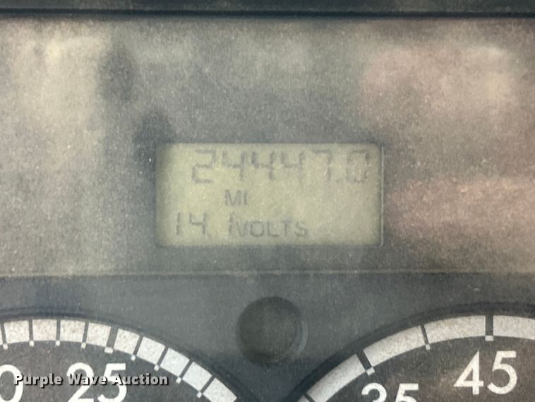 image for item ET6778 2005 Freightliner M2 water truck