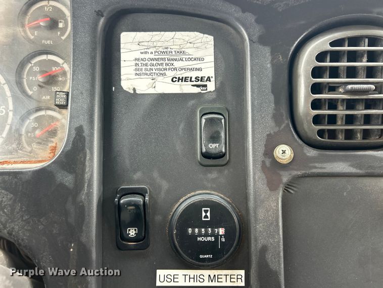 image for item ET6778 2005 Freightliner M2 water truck