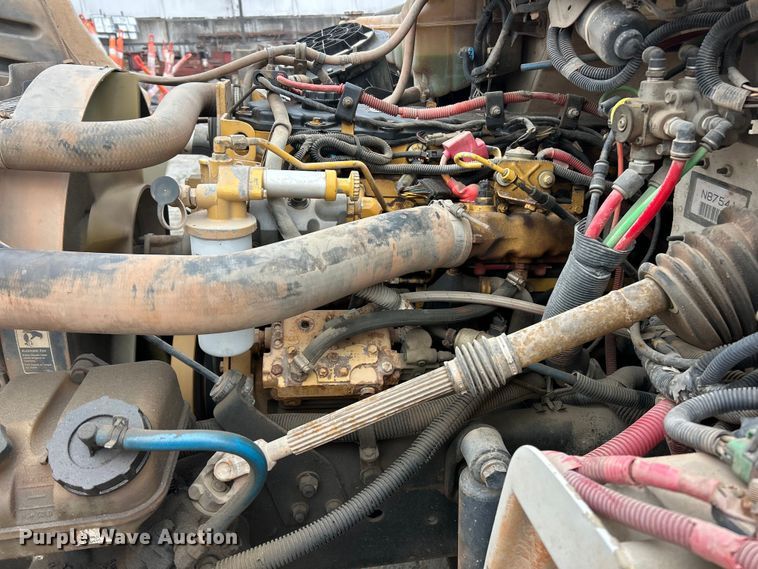 image for item ET6778 2005 Freightliner M2 water truck