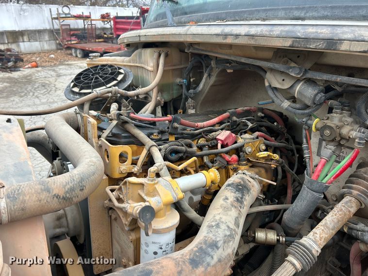 image for item ET6778 2005 Freightliner M2 water truck