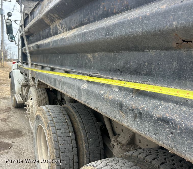 image for item ET6793 2006 Western Star 4900 dump truck