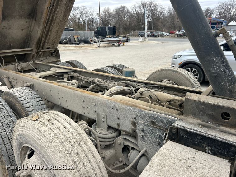 image for item ET6793 2006 Western Star 4900 dump truck