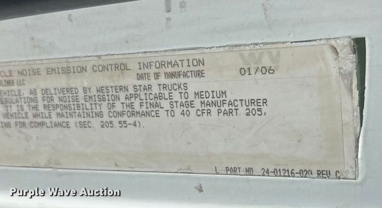 image for item ET6793 2006 Western Star 4900 dump truck