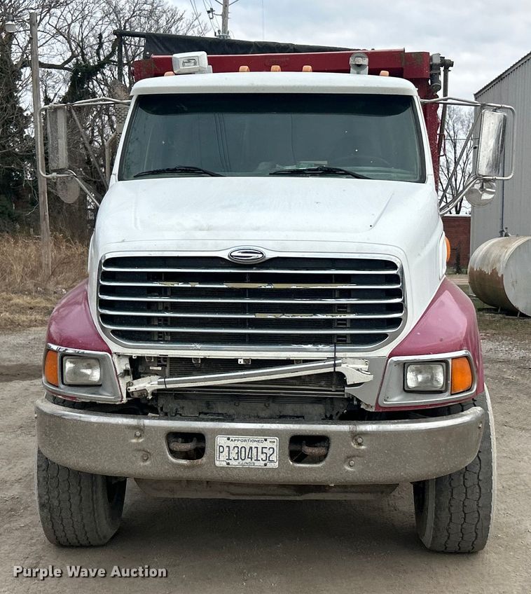 image for item ET6794 2006 Sterling L8500 Series dump truck