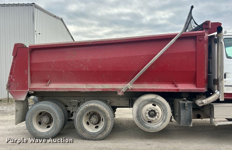 image for item ET6794 2006 Sterling L8500 Series dump truck