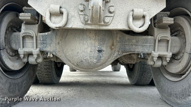 image for item ET6794 2006 Sterling L8500 Series dump truck