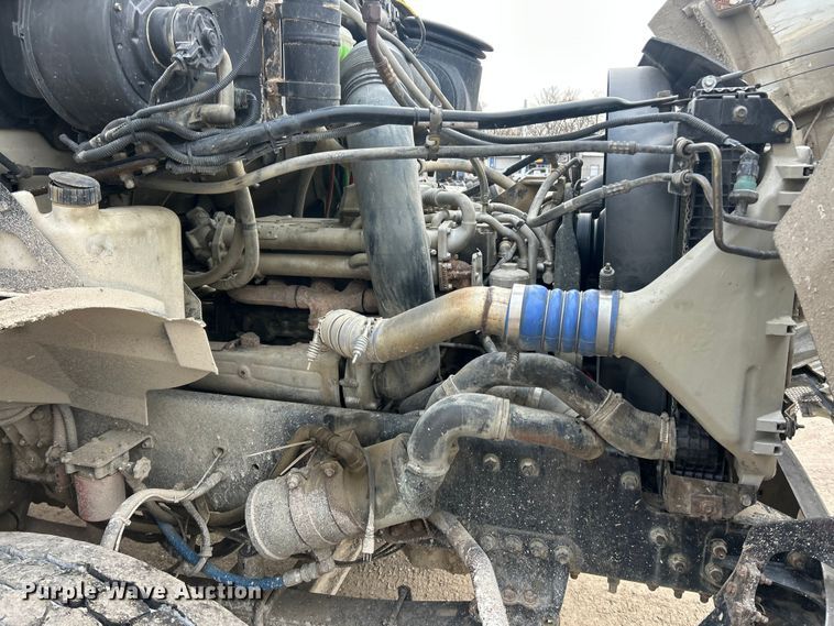 image for item ET6794 2006 Sterling L8500 Series dump truck