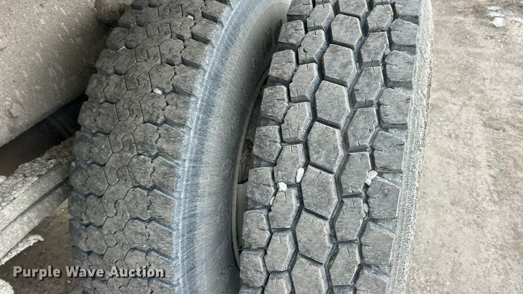 image for item ET6794 2006 Sterling L8500 Series dump truck