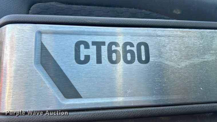 image for item ET6795 2014 Caterpillar CT660 dump truck