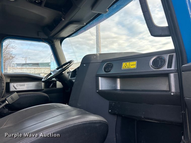 image for item ET6795 2014 Caterpillar CT660 dump truck