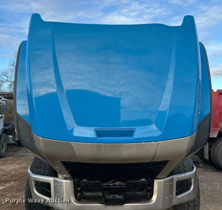 image for item ET6795 2014 Caterpillar CT660 dump truck