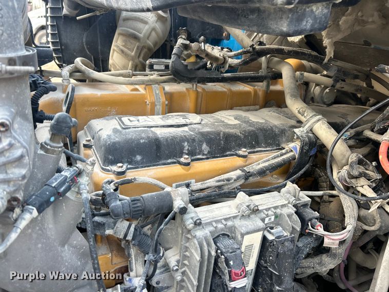 image for item ET6795 2014 Caterpillar CT660 dump truck