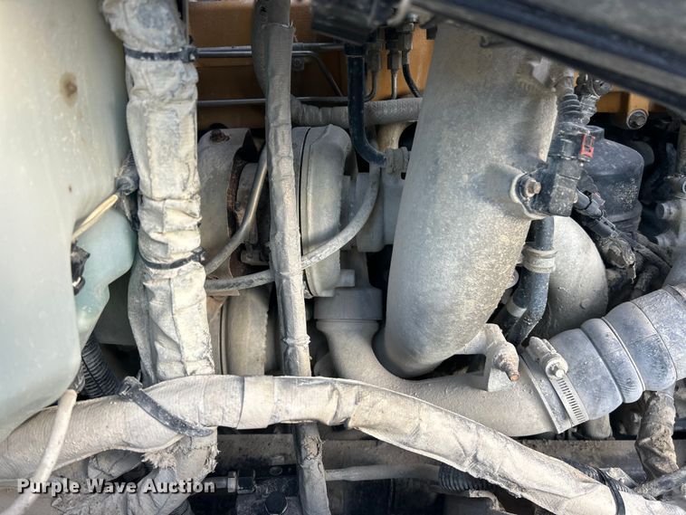 image for item ET6795 2014 Caterpillar CT660 dump truck