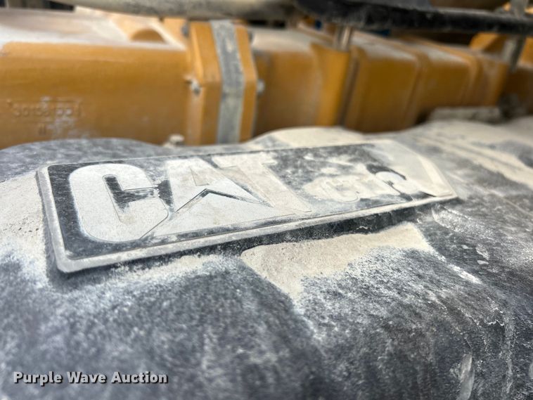 image for item ET6795 2014 Caterpillar CT660 dump truck