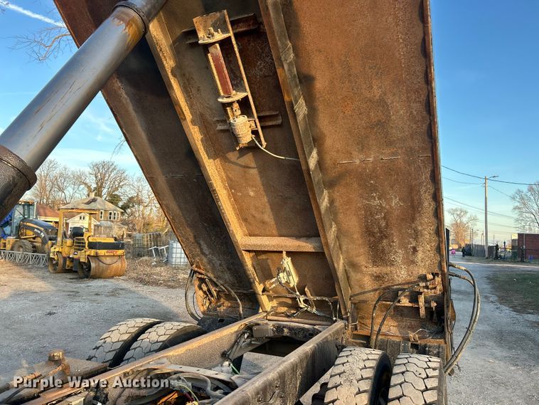 image for item ET6796 2004 Sterling Acterra dump truck