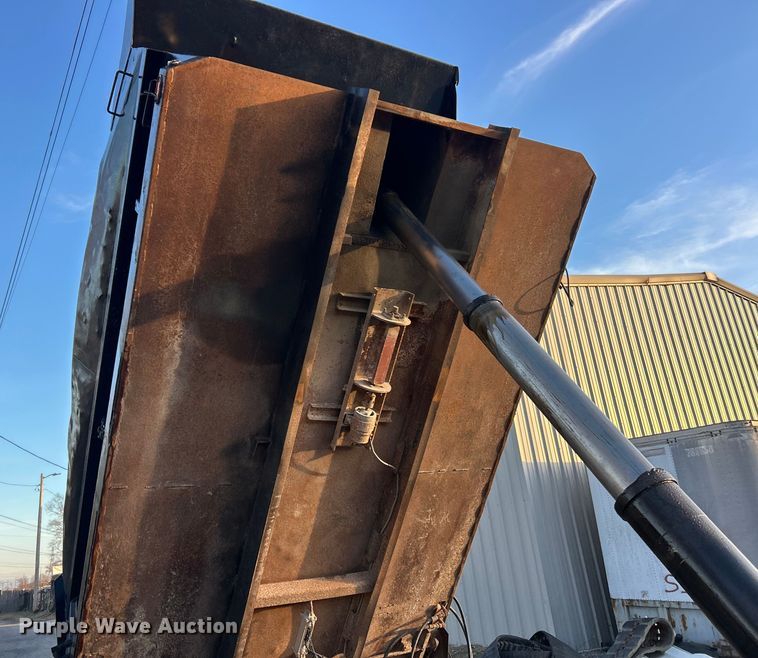 image for item ET6796 2004 Sterling Acterra dump truck